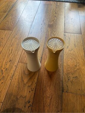 Vintage Tupperware Plastic Oil and Vinegar Cruets with Push-Button Lids